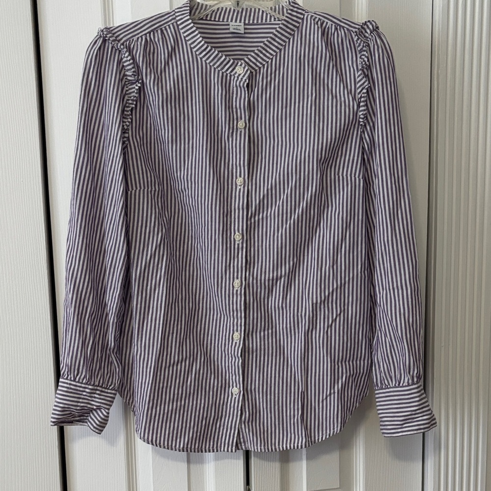 Old Navy Blue and White Striped Button Down Shirt